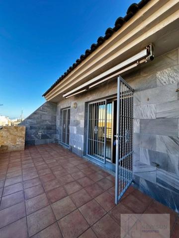 Apartamento en venta en Torrevieja, Estacion de autobuses photo 0