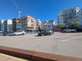 Edificio en alquiler en Roses, Centre photo 0