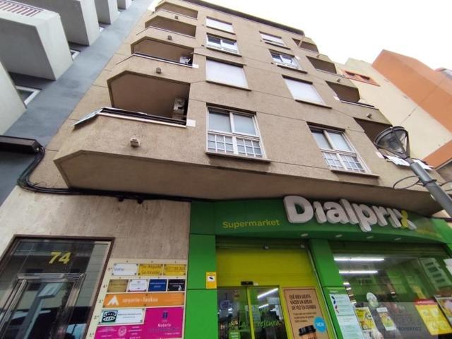 Apartamento en venta en Torrevieja, Puerto photo 0