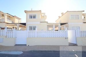 Chalet en venta en Orihuela Costa, Lomas de Cabo Roig photo 0