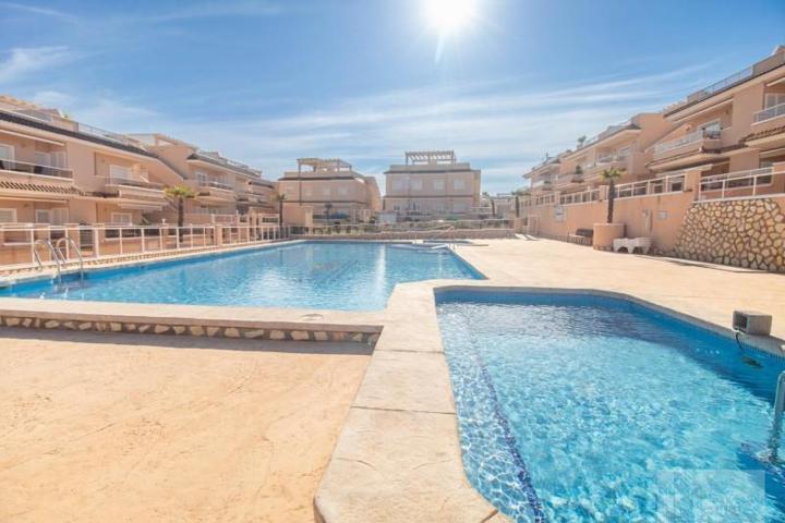 Bungalow en venta en Orihuela Costa, Zeniamar-Horizonte-La Campana photo 0