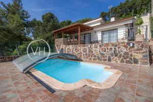 Casa en venta en Palafolls, Ciutat jardi 1 photo 0