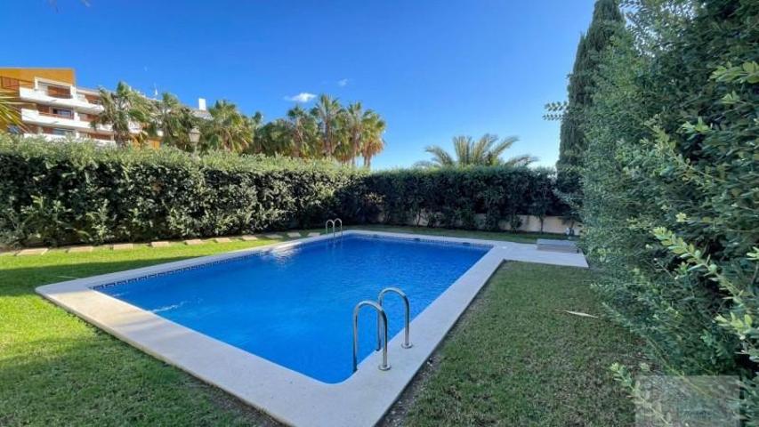 Casa en venta en Torrevieja, Punta prima photo 0