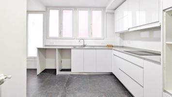 Piso en venta en Santander, Centro photo 0