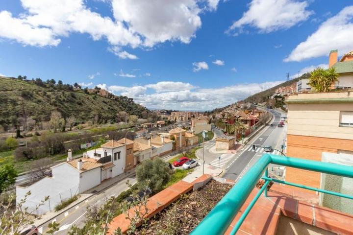 Aticos en venta en Granada, Carretera de la sierra photo 0