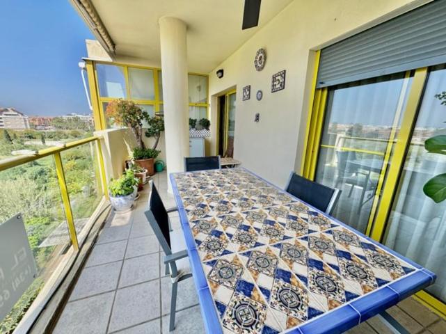 Apartamento en venta en Denia photo 0