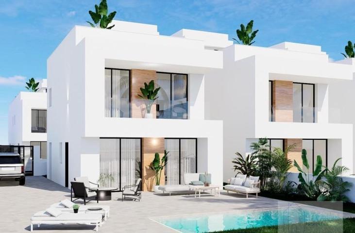 Casa en venta en Orihuela Costa, La Zenia photo 0