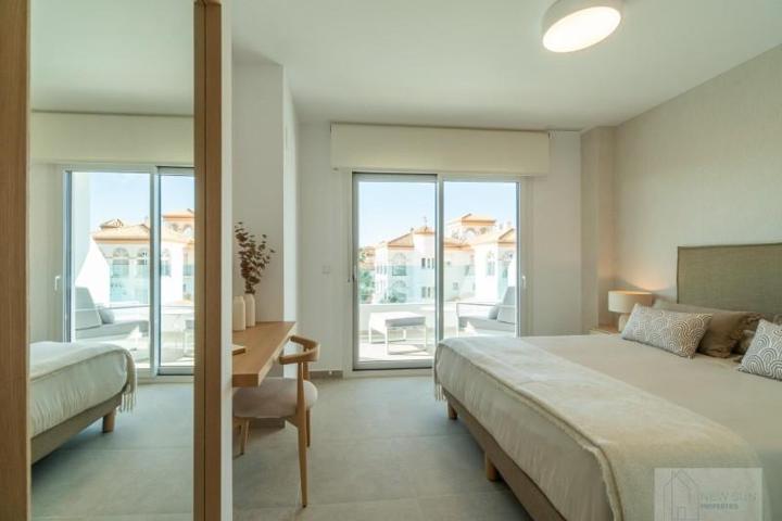 Apartamento en venta en Orihuela Costa, Orihuela Costa photo 0