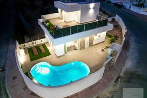 Chalet en venta en Ciudad quesada, Costa blanca sur photo 0
