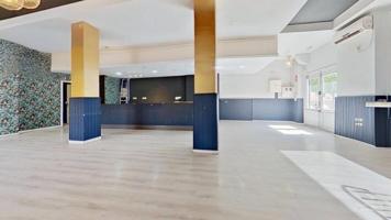 Local comercial en venta en Puerto Real, Centro photo 0