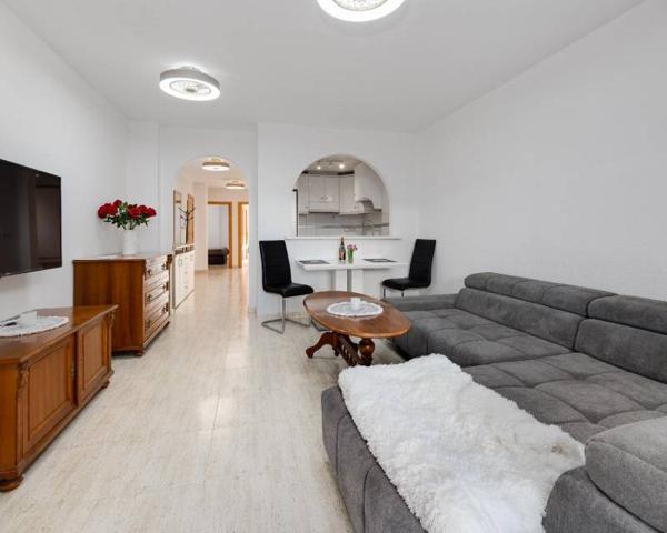 Piso en venta en Torrevieja, Playa del Cura photo 0