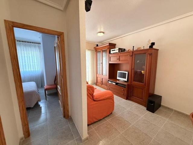 Apartamento en venta en Torrevieja photo 0