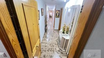 Apartamento en venta en Torrevieja, Centro photo 0