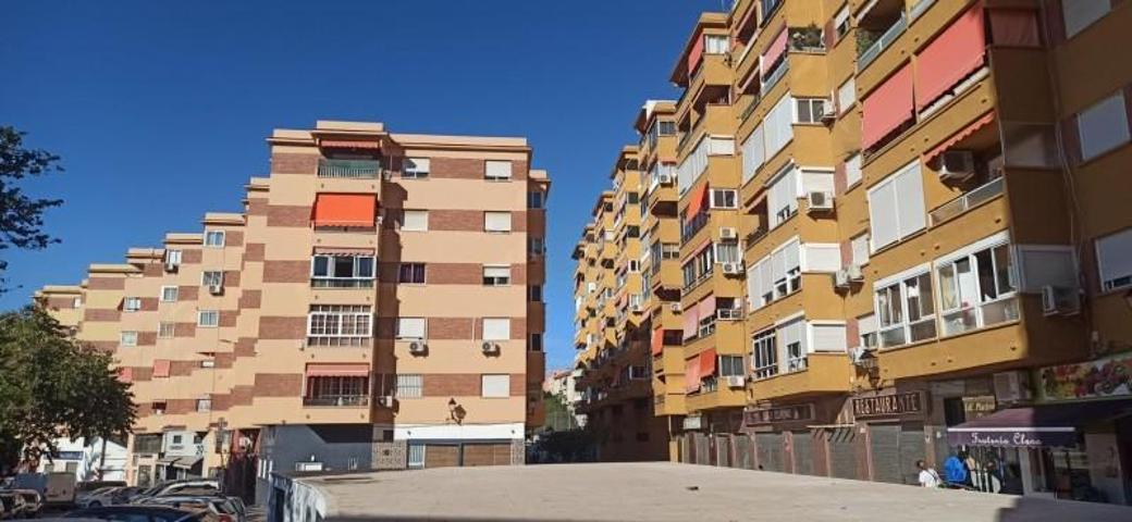 Local comercial en venta en Málaga, Málaga photo 0