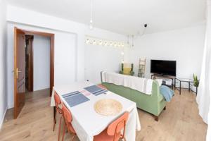 Piso en venta en Granada, Zaidin photo 0