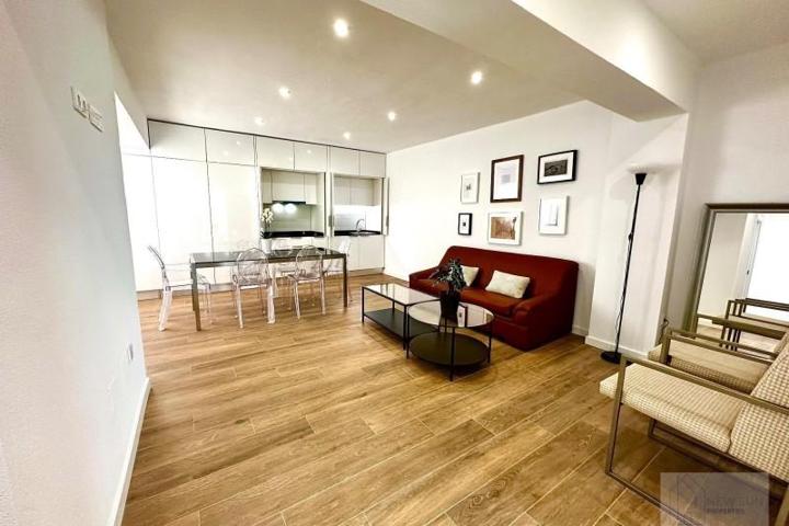 Apartamento en venta en Torrevieja, Torrevieja photo 0