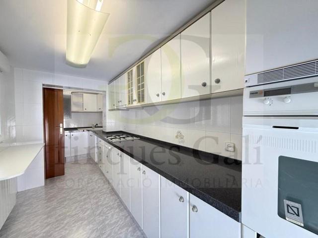 Casa en venta en Manresa photo 0