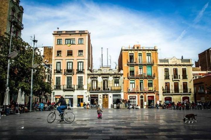 Piso en venta en Barcelona, El Raval photo 0