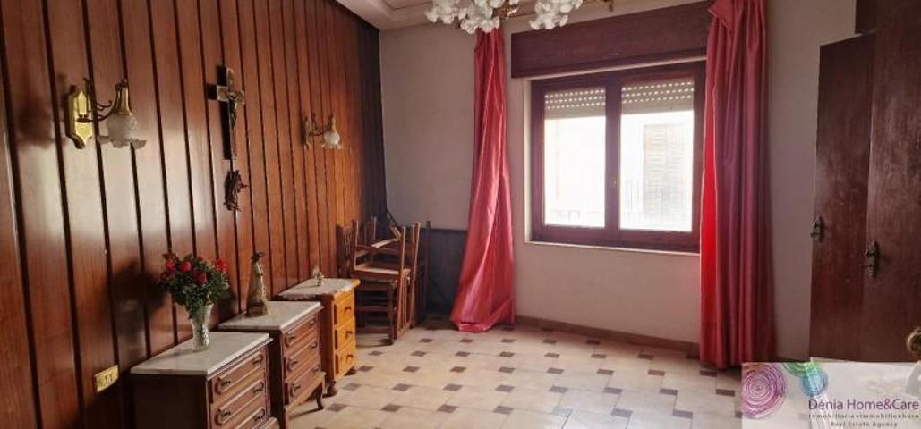 Casa en venta en Denia, Baix la Mar photo 0