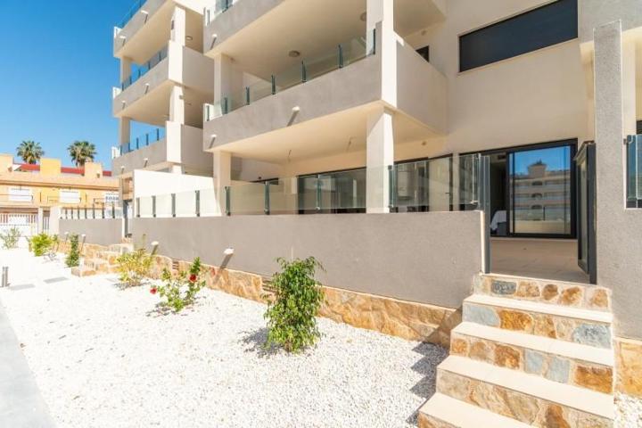 Planta baja en venta en Orihuela Costa, Los Dolses photo 0