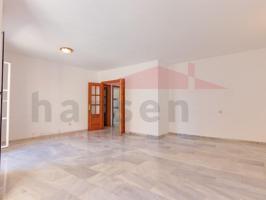 Piso en venta en Vélez-Málaga photo 0