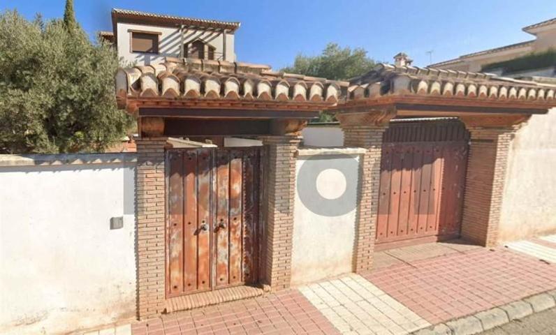Chalet en venta en Otura, Área de Granada photo 0