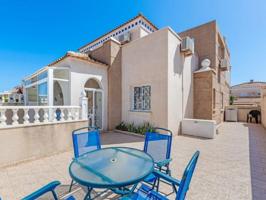 Bungalow en venta en Torrevieja, Aguas Nuevas photo 0