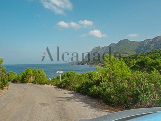 Terreno en venta en Alcúdia photo 0
