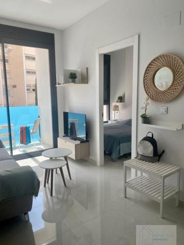Apartamento en venta en Torrevieja, Estacion de autobuses photo 0