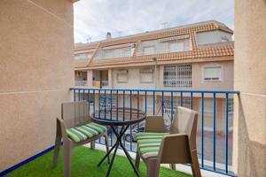 Apartamento en venta en Torrevieja photo 0