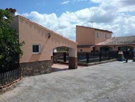 Chalet en venta en Lobón, Badajoz photo 0