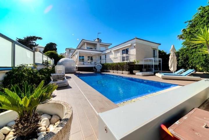 Chalet en venta en Torrevieja, Torre la mata photo 0