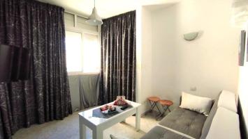 Apartamento en venta en Torremolinos, Centro photo 0