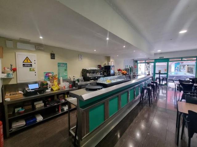 Local comercial en venta en Benalmádena, Arroyo De La Miel photo 0