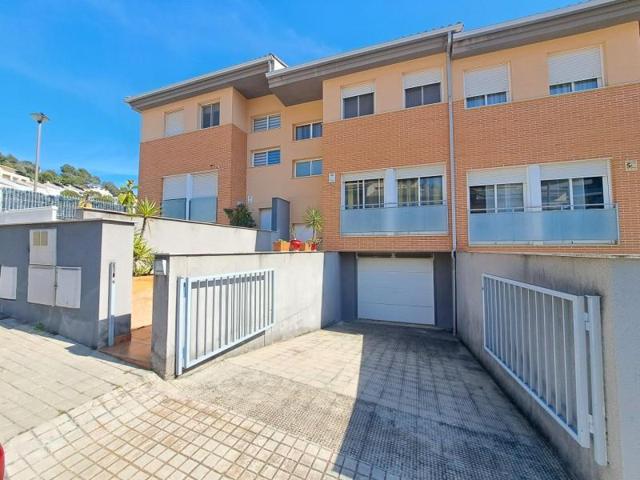 Adosada en venta en Alzira, Urbanitzacio el raco photo 0