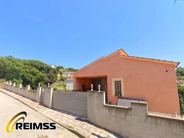 Casa en venta en Vidreres photo 0