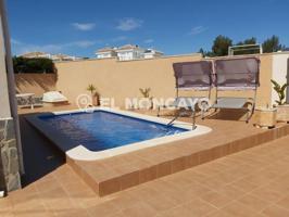 Chalet en venta en Orihuela Costa, Lomas de Cabo Roig-Los Dolses photo 0