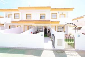 Duplex en venta en Pilar de la Horadada, Torre de la Horadada photo 0