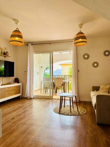 Bungalow en venta en Calpe, Cometa photo 0