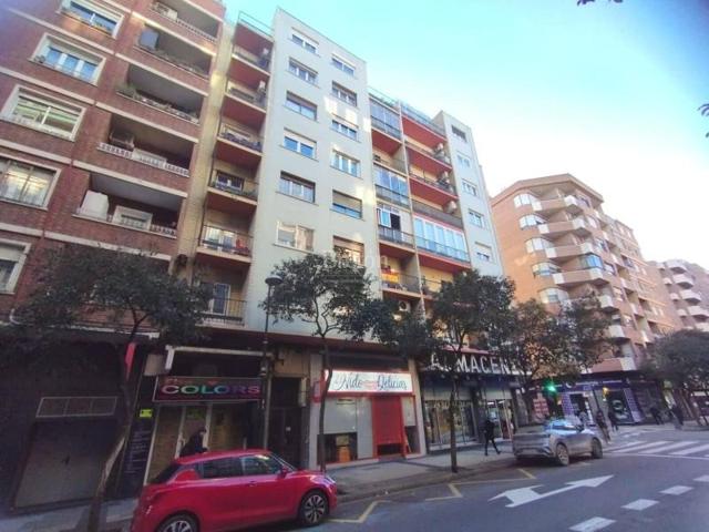Local comercial en venta en Zaragoza, Universidad San Francisco photo 0