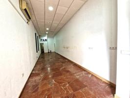Local comercial en venta en Torremolinos, Centro photo 0