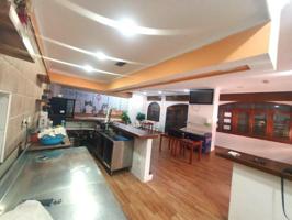 Local comercial en venta en Torremolinos, Centro photo 0