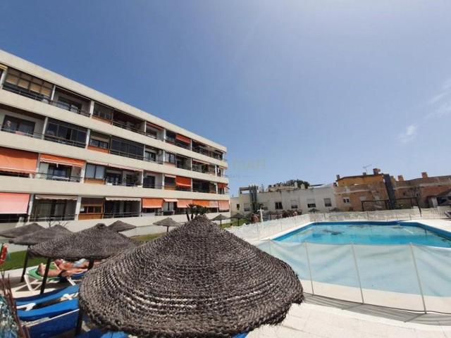 Apartamento en venta en Torremolinos, Centro photo 0