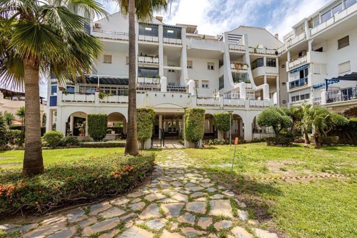 Apartamento en venta en Torremolinos, Los Alamos photo 0