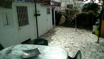 Chalet en venta en Benalmádena, Arroyo De La Miel - Centro photo 0