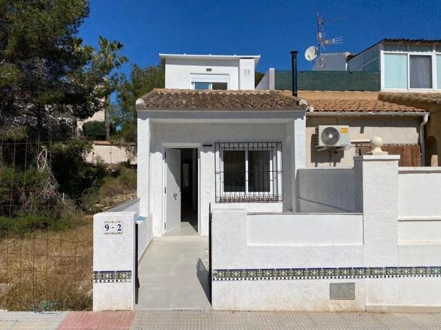 Bungalow en venta en Orihuela Costa photo 0