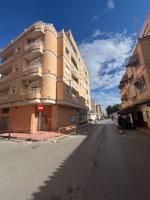 Apartamento en venta en Torrevieja, Centro photo 0