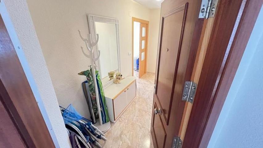 Apartamento en venta en Torrevieja photo 0