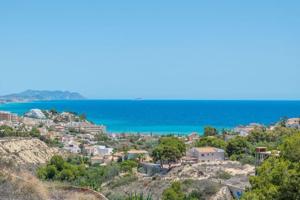 Terreno en venta en El Campello photo 0