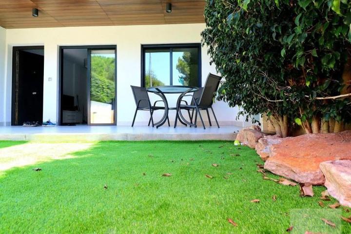 Apartamento en venta en Orihuela Costa, Altos de Campoamor photo 0
